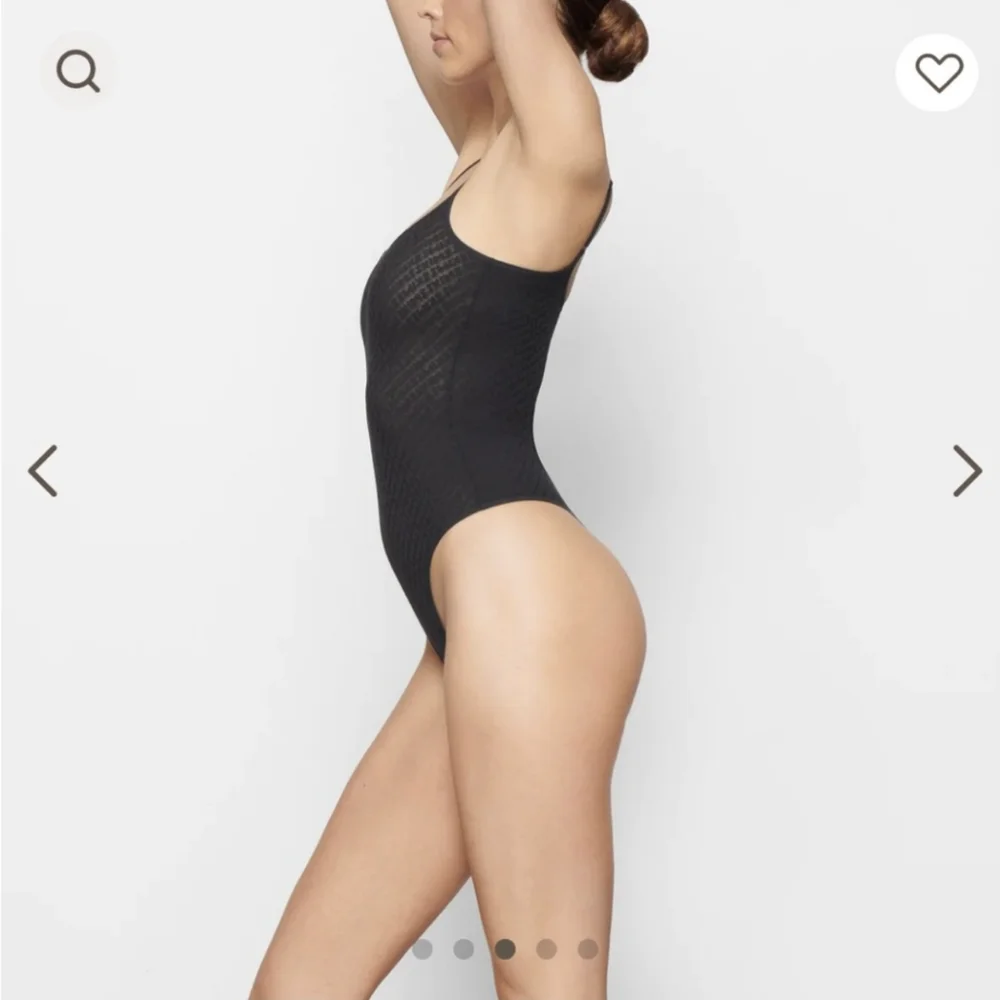 NWT - SKIMS black mesh logo bodysuit S - Picture 9 of 13